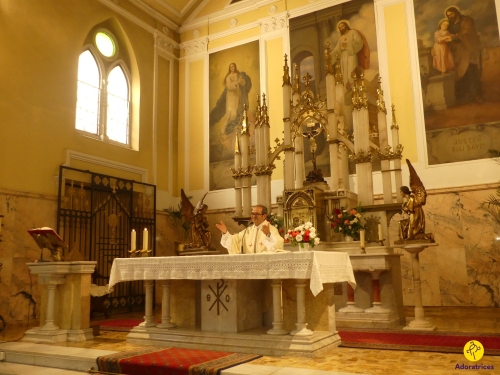 Eucaristía de Inicio de Curso: “Brilla”, encendiendo nuestra luz interior Eucaristía de Inicio de Curso: “Brilla”, encendiendo nuestra luz interior