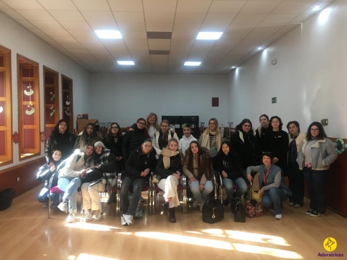 Aprendizaje y Servicio: Conectando generaciones Aprendizaje y Servicio: Conectando generaciones