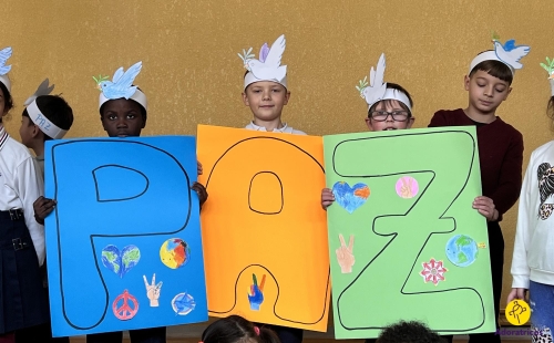 Infantil y Primaria celebran el Día de la Paz con las familias 