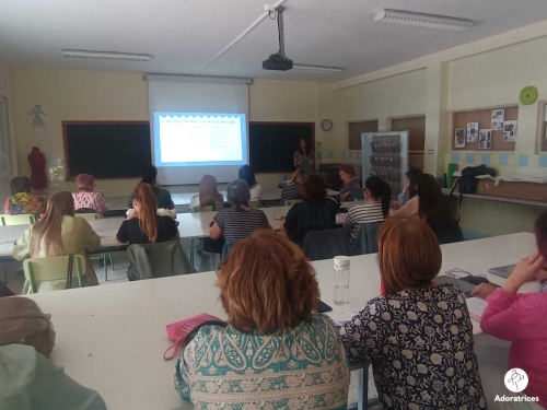 Impulso de los círculos de diálogo para mejorar la convivencia Impulso de los círculos de diálogo para mejorar la convivencia