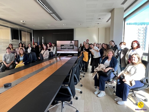 Nuestro alumnado de Confección y Moda asiste al Encuentro de Emprendimiento “Uniendo Moda Castilla y León” Nuestro alumnado de Confección y Moda asiste al Encuentro de Emprendimiento “Uniendo Moda Castilla y León”