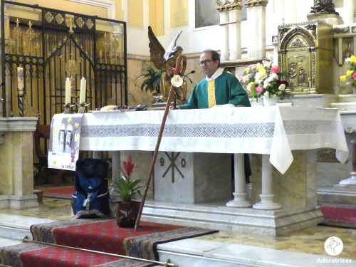 Eucaristía inicio de curso: Un Encuentro de fe y compromiso Eucaristía inicio de curso: Un Encuentro de fe y compromiso